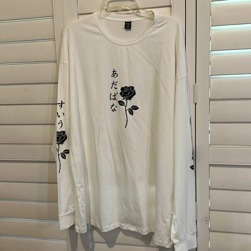 Long sleeve white T shirt, size XXL